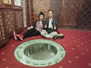 Apa Tour Holy Land Terbaik?