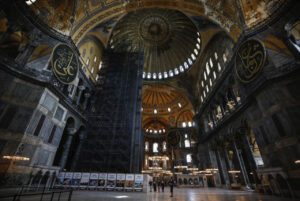 5 Tempat Bersejarah di Hagia Sophia Turki