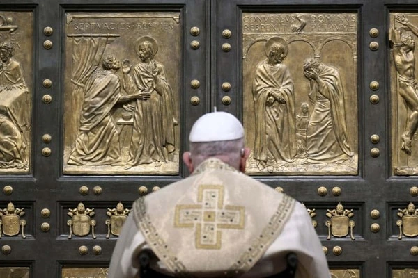 13 Days Holydoor 2025